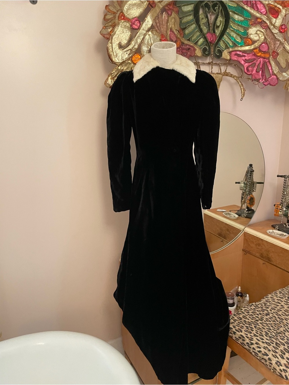 Vintage 1930s Black Velvet Coat with White Fur Collar Silk Lining Old Hollywood
